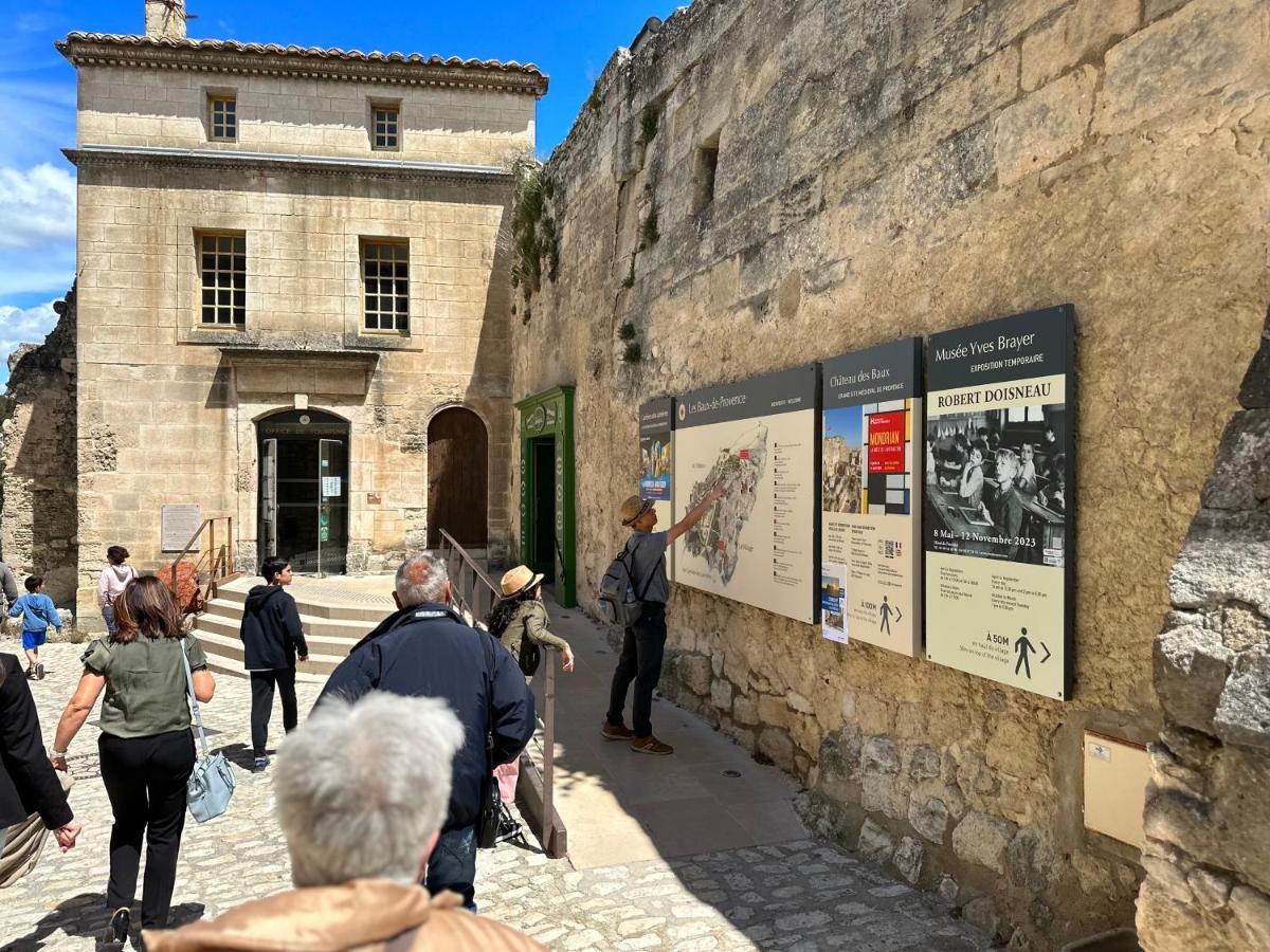 Вілла Au Coeur Des Baux Екстер'єр фото